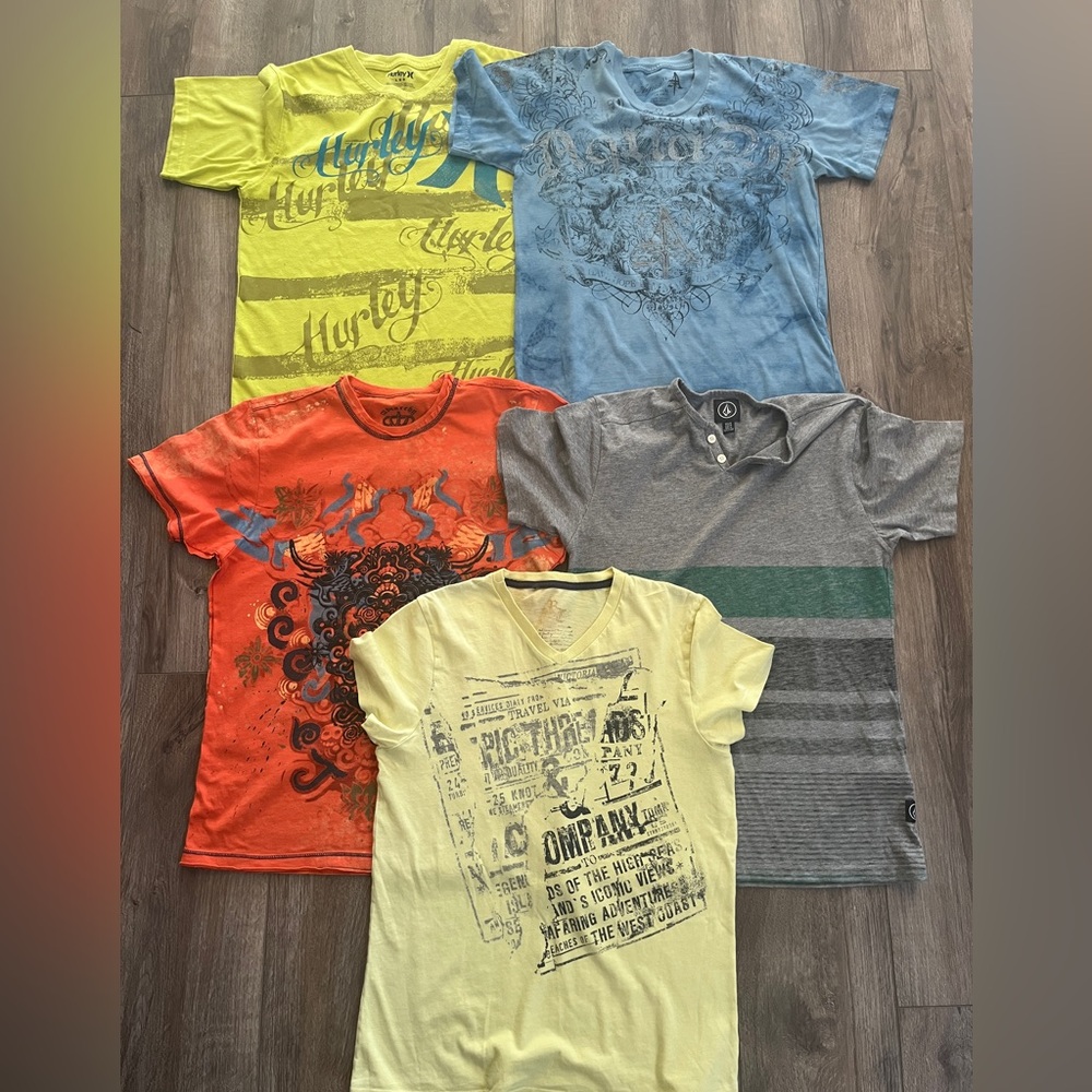 Really Cool Set Of 5 Boys Vintage Tees